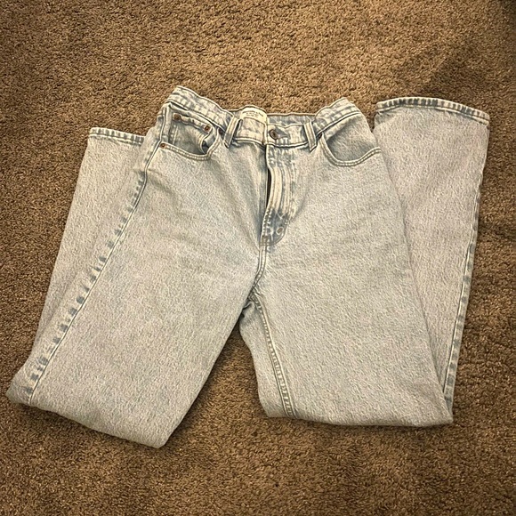 Abercrombie & Fitch Ultra High Rise 90s Jeans - Picture 3 of 6